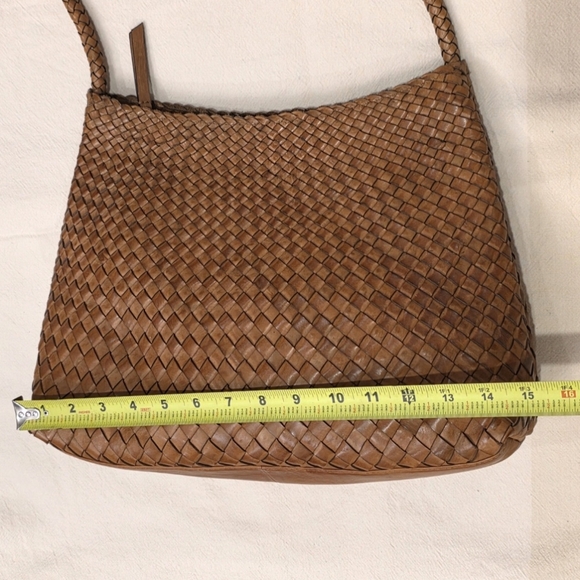 Aspen Woven Shoulder Bag Leather Basket Weave Handbag Women’s Brown Cognac *EUC* - Picture 8 of 13